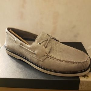 men's gold cup authentic original cross lace boat shoe